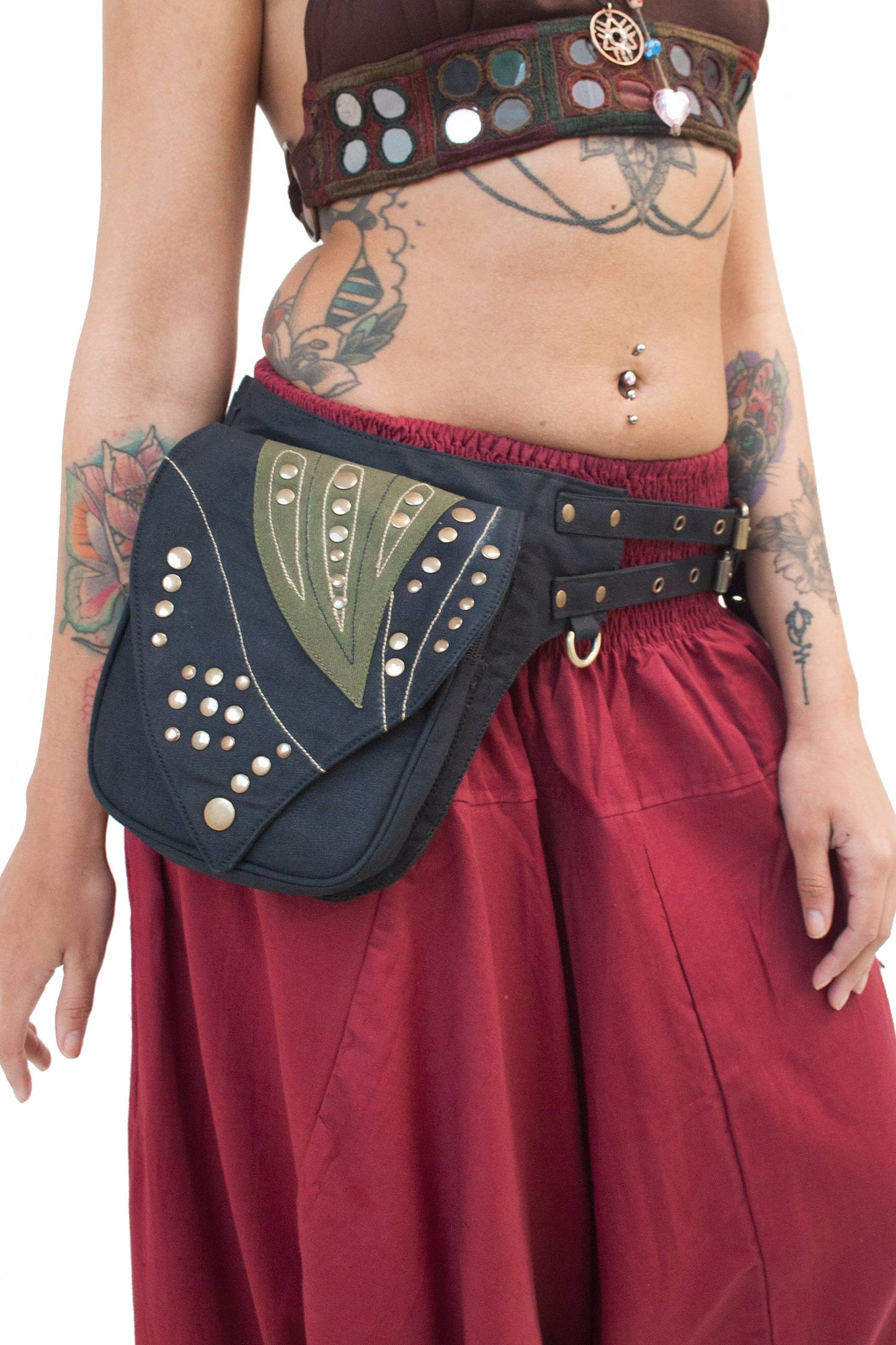 Large Leaf Festival Pocket Belt with Studs - Leaf Stud Belt (AYALEB) by Altshop UK