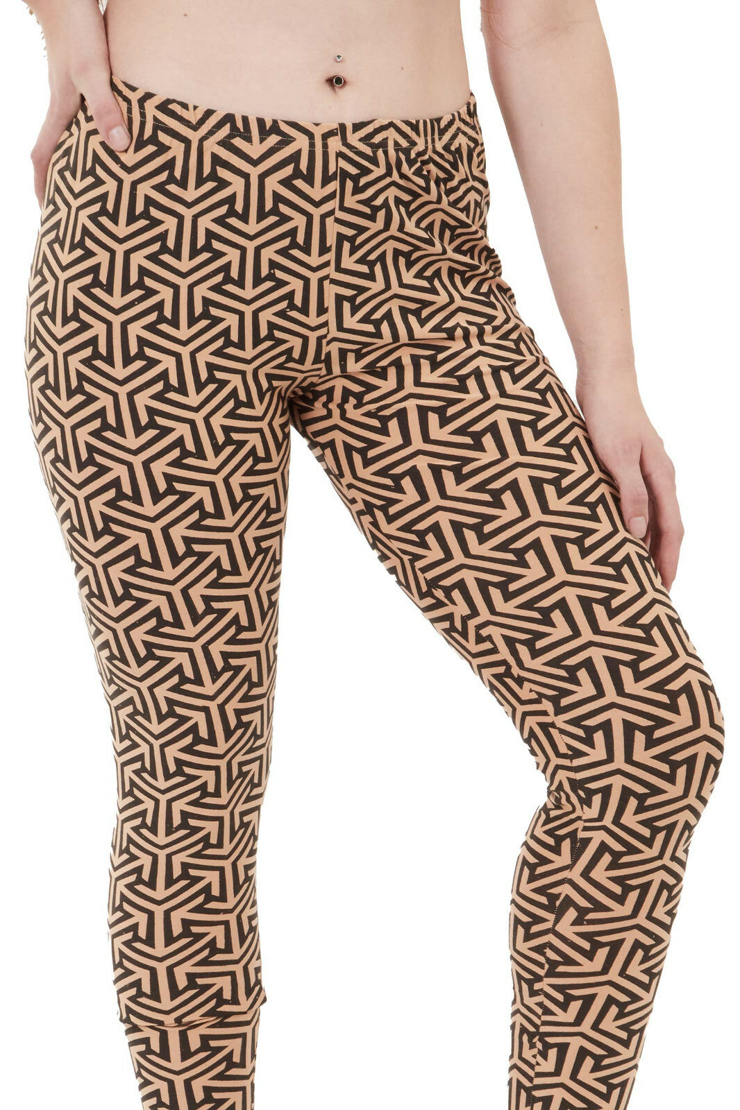 beige_triangle_1776498371_50037fe2.jpg