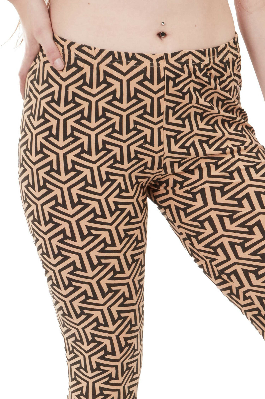 beige_triangle_1776498372_f63bbb3f.jpg