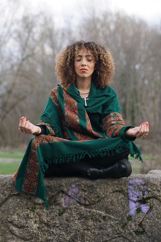 Tribal Blanket Cardigan Wrap in Green